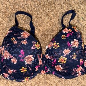 PINK Victoria's Secret Navy Floral Bra